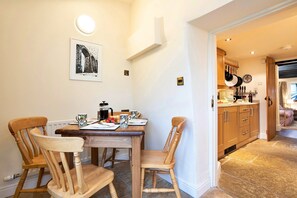 Dining - Cottage in Ingleton near Yorkshire Dales (Ingleton)