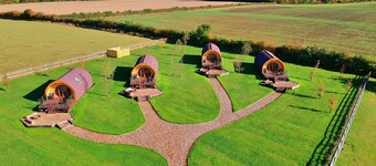 Glamping Pod in Yorkshire Wolds Countryside