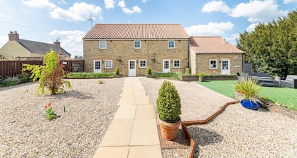Cottage in Thirsk with Private Hot Tub