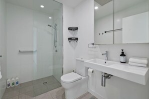 مجففات شعر، مناشف