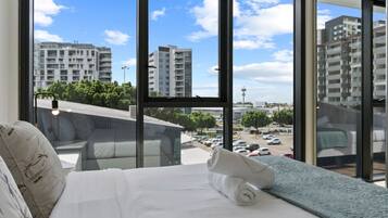 1 Schlafzimmer, BĂŒgeleisen/BĂŒgelbrett, WLAN, BettwĂ€sche