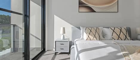 4 bedrooms, desk, iron/ironing board, WiFi