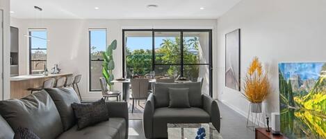 Televisio, työhuone