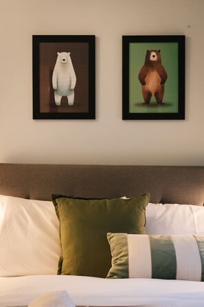 4 Schlafzimmer, Bügeleisen/Bügelbrett, WLAN, Bettwäsche