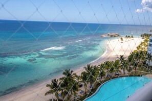 Pool - LuxuryCondo| Beachfront| AmazingView | FastWifi (Juan Dolio)
