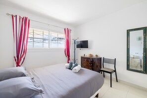 1 bedroom, iron/ironing board, free WiFi