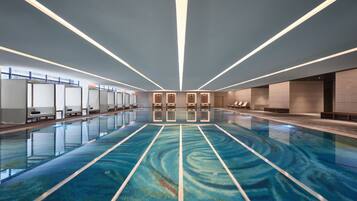 Indoor pool, lifeguards on site