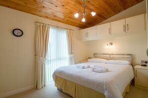 3 bedrooms, iron/ironing board, free WiFi - Lodge on Rame Peninsula near Freathy Beach (Torpoint)