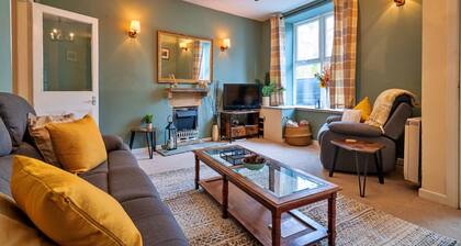 Cottage in Peak District near Chatsworth House