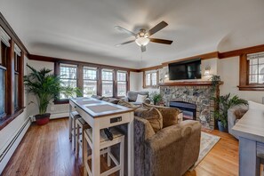 TV connectée, cheminée