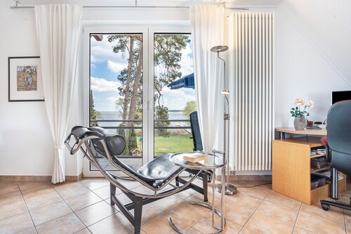 Apartment 'Hs13og mit Müritzblick' with Lake View, Private Garden and Wi-Fi