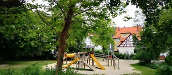 Apartment 'Am Schloßpark' with Private Terrace, Private Garden and Wi-Fi