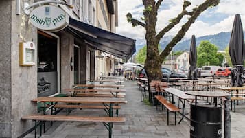 Ristorazione all'aperto