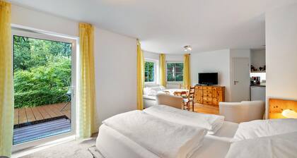 Studio 'Remke' mit privater Terrasse und Wi-Fi