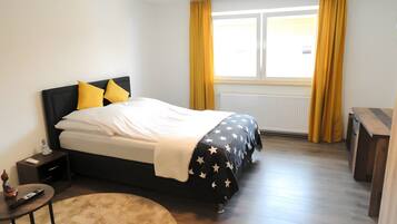 1 Schlafzimmer, Bügeleisen/Bügelbrett, kostenloses WLAN, Bettwäsche