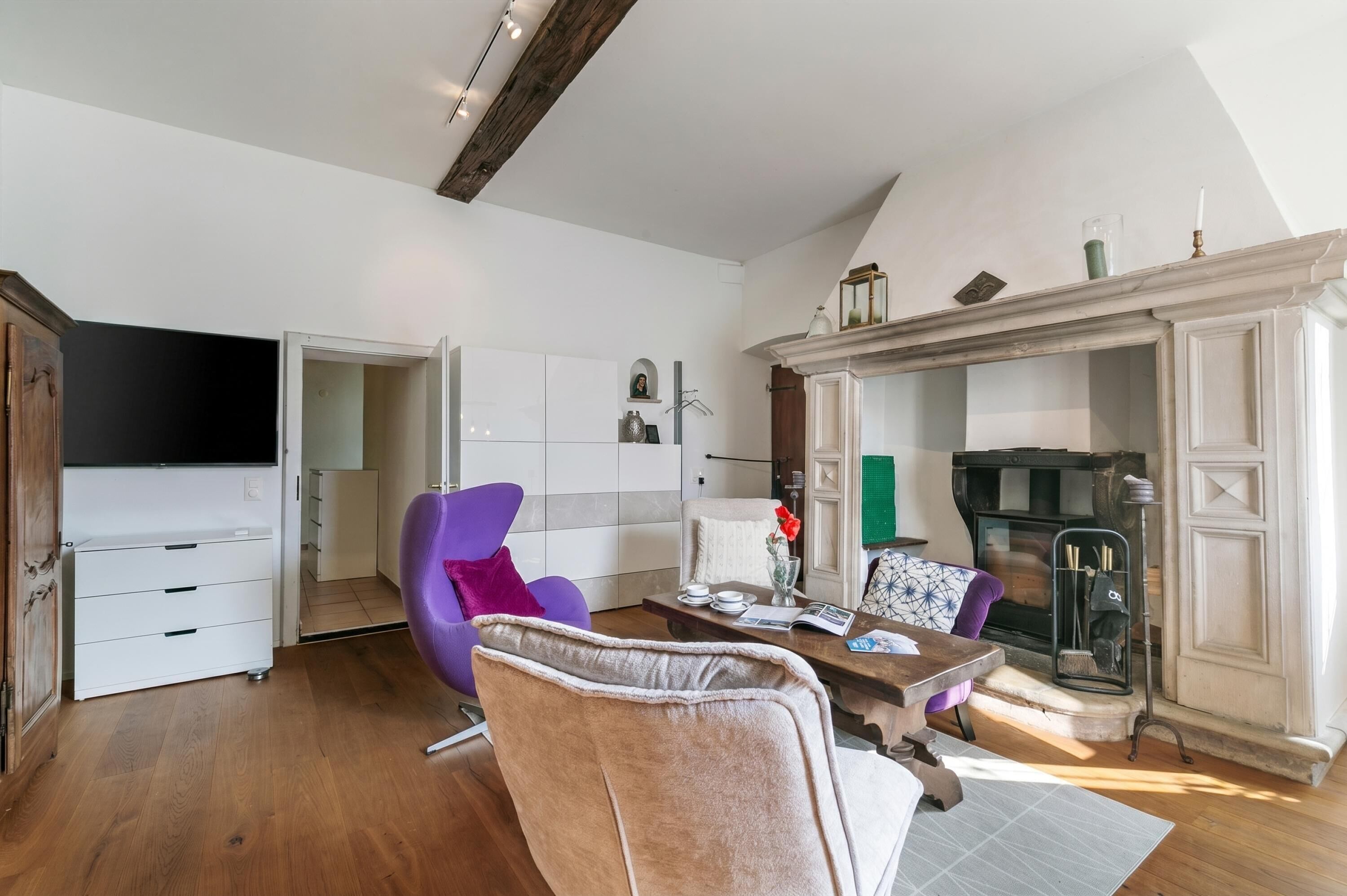 Standard-Haus, 3 Schlafzimmer, Kamin, Seeseite (Mica Aurea Morcote - Villa with) | Wohnbereich