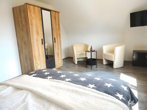 1 Schlafzimmer, Bügeleisen/Bügelbrett, kostenloses WLAN, Bettwäsche