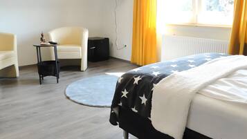 1 chambre, fer et planche à repasser, Wi-Fi gratuit, draps fournis