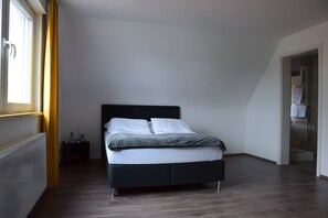 1 bedroom, iron/ironing board, free WiFi, bed sheets - Apartment 'Karins Pension Room 6' with Wi-Fi (Lampertheim)