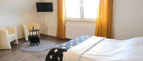 1 camera, ferro/asse da stiro, Wi-Fi gratuito, lenzuola