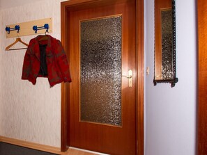 Interior - Apartment 'Anna, 40qm' with Shared Terrace, Balcony and Wi-Fi (Bad Rippoldsau-Schapbach)