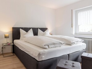 1 bedroom, free WiFi, bed sheets - Apartment 'Rosi Mit 80qm' with Shared Terrace, Balcony and Wi-Fi (Bad Rippoldsau-Schapbach)