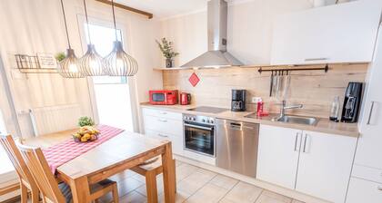 Ferienwohnung 'Talblick' mit Bergblick, Gemeinschaftsterrasse und Wi-Fi