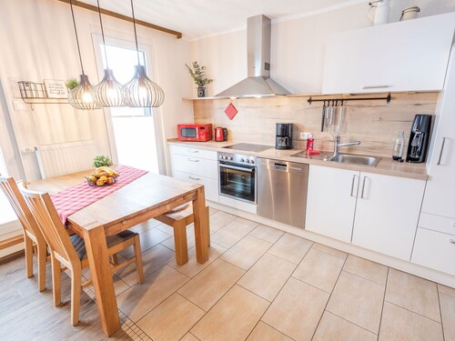 Apartment 'Ferienwohnung Haferkiste' with Mountain View, Shared Terrace and Wi-Fi