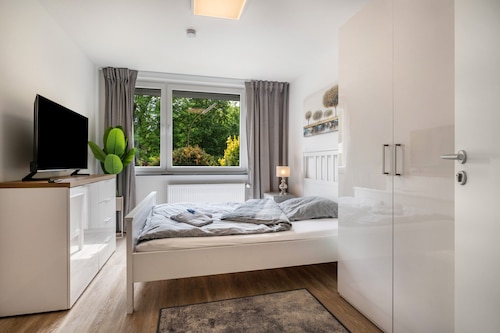 Apartment 'Kleines Glück' with Balcony and Wi-Fi