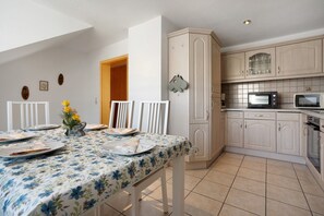 Dining - Apartment 'Annemarie Galle' with Wi-Fi (Meißen)