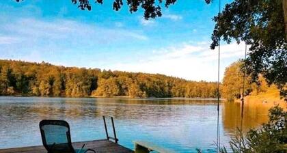 Cozy vacation apartment "Spatz" with direct lake access - Fishing vacation MV