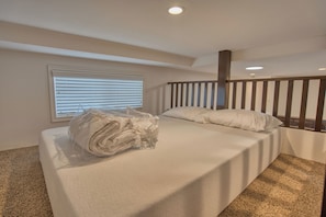 Deluxe Cottage, 1 Bedroom, Resort View - River Sands RV Resort (Ehrenberg)