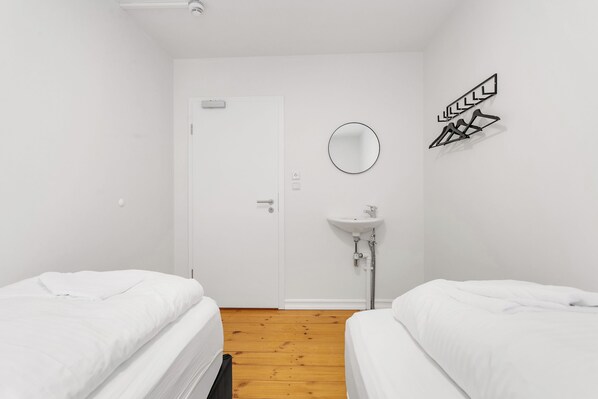 Room - Ranargata Apartments by Heimaleiga (Reykjavík)