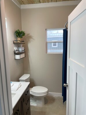 2 Bedroom, Ranch House Cabin | Bathroom