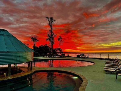 Lagoon Ranch Luxury RV and Cabin Resort