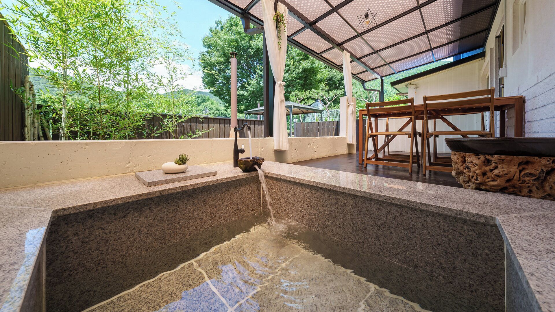 Basic-værelse - 1 soveværelse (BHouse(Private Jacuzzi/BBQ/Warm Pool)) | 1 soveværelse, gratis Wi-Fi