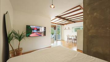 Basic Room, 1 Bedroom (AHouse(Private Jacuzzi/BBQ/Warm Pool)) | 1 bedroom, free WiFi