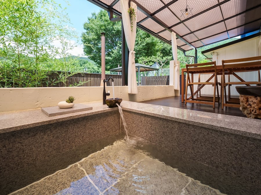 Basic Room, 1 Bedroom (BHouse(Private Jacuzzi/BBQ/Warm Pool)) | 1 bedroom, free WiFi