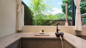 Basic-Zimmer, 1 Schlafzimmer (BHouse(Private Jacuzzi/BBQ/Warm Pool))