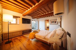 4 Schlafzimmer, Bügeleisen/Bügelbrett, Reisekinderbett, kostenloses WLAN