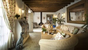 Unclassified image, 2 of 50, button - My Rental Homes - Villa Chianti with private pool, SPA and Gym (Tavarnelle Val Di Pesa)