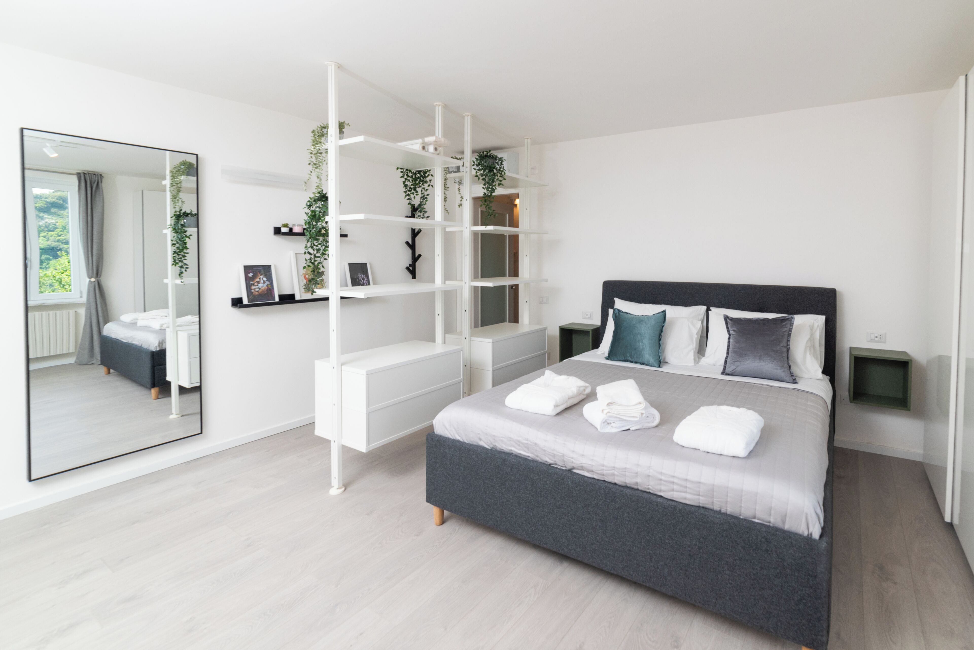 4 camere, ferro/asse da stiro, Wi-Fi gratuito, lenzuola