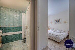 2 soveværelser, sengetøj