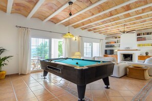 Games room - My Rental Homes - Villa Curiosity close to town with private pool (San Jose)