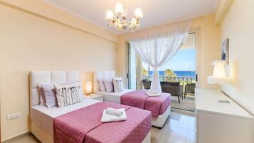 5 bedrooms, bed sheets