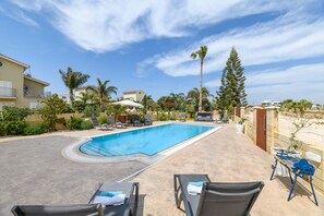 Pool - Sirens Beach House (Sotira)