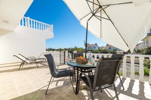 Outdoor dining - Estelle Suite (Ayia Napa)