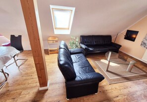 Fernseher, Stereoanlage