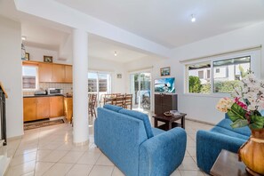 Living room - Villa Kos #7 (Paralimni)