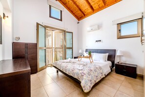 3 bedrooms, cots/infant beds, bed sheets - Kymma River Villa #4 (Sotira)